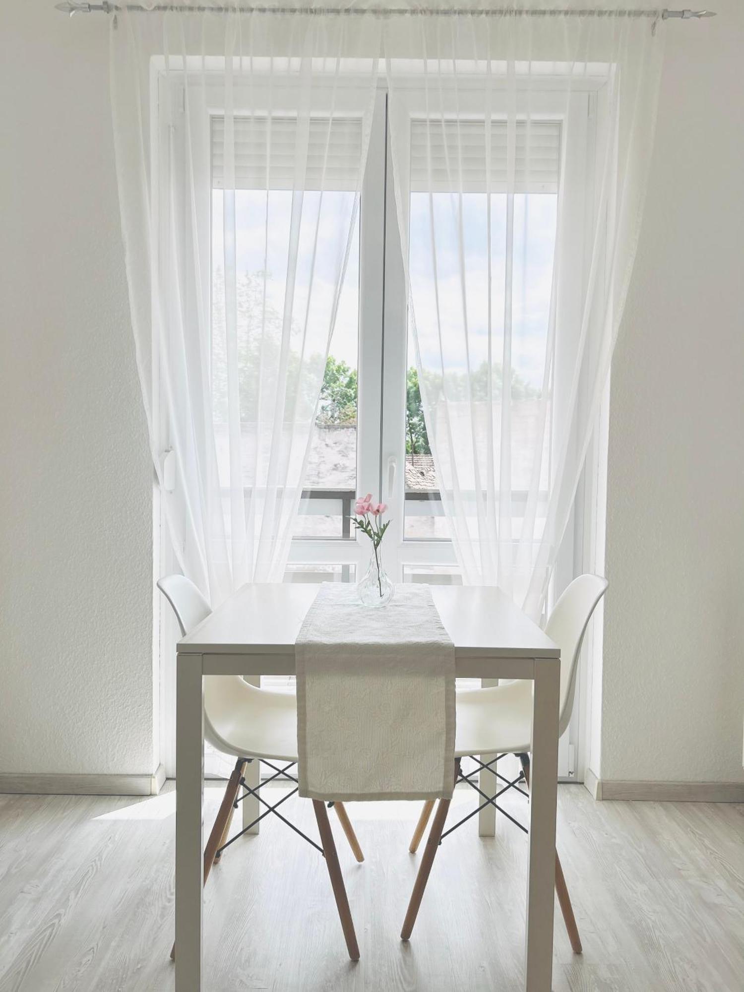 Belvarosi Studio Apartman Кечкемет Екстер'єр фото